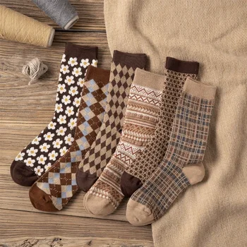 1 Çift Yeni Varış Kış Sonbahar Kadın Çorap Kalın sıcak tutan çoraplar Geometrik Baskı Harajuku komik çoraplar Kawaii Retro Çorap Boyutu 35-40