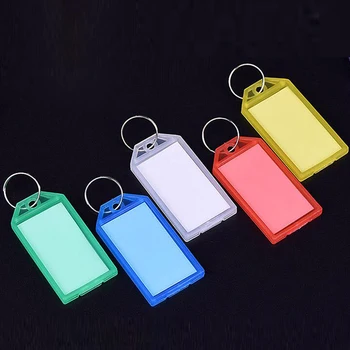 50 Adet Renkli Plastik Anahtarlıklar Bagaj KİMLİK Kartı isim etiketi Anahtarlık Anahtarlık Sınıflandırma Toka Çanta Kolye Anahtarlık