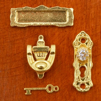 Odoria 1: 12 Minyatür 4 ADET Altın Metal Kapı Tokmağı Kilit Kapı Isim Plakası Seti DIY Dollhouse Donanım Aksesuarları Bebek seramik karo