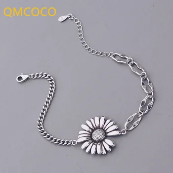 QMCOCO Yeni Klasik Gümüş Renk Küçük Papatya Çiçek Bilezik Kadınlar İçin Kore Basit Kişilik El Süsler 2022 Trend
